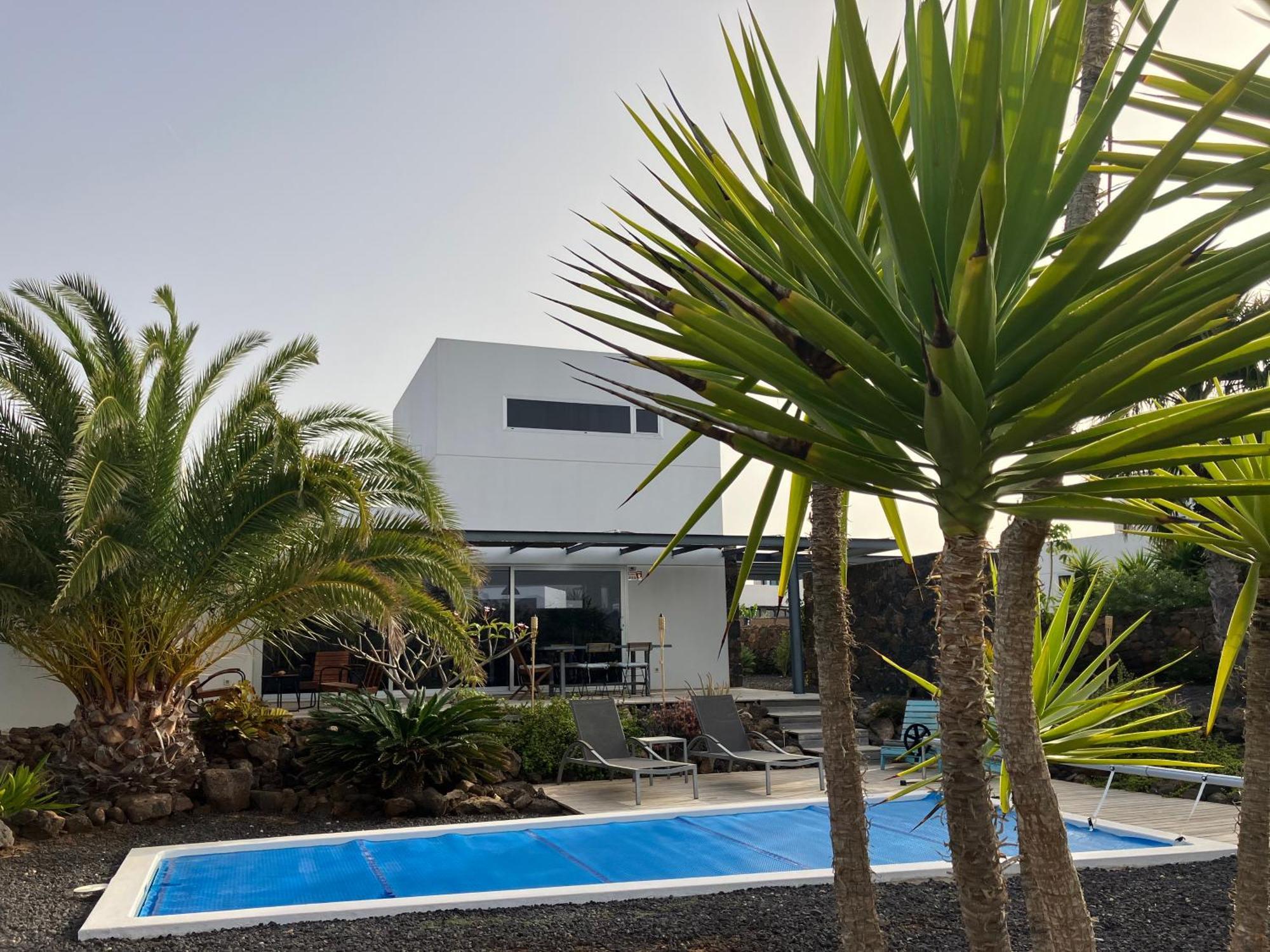 Majanicho Rock - Villa With Heated Pool Lajares Exteriör bild